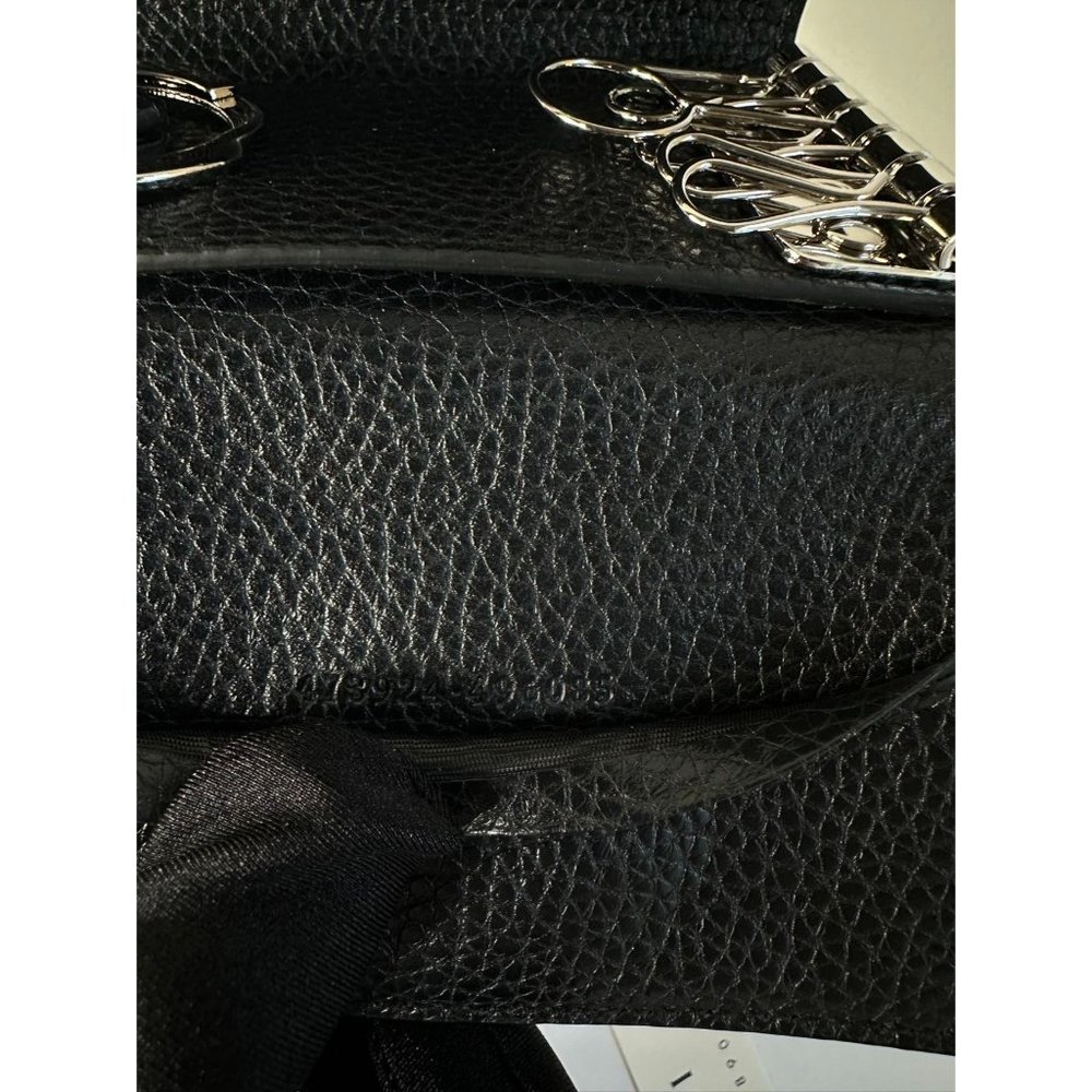 Gucci Calfskin GG Silver Logo Key Case Black - Picture 6 of 10